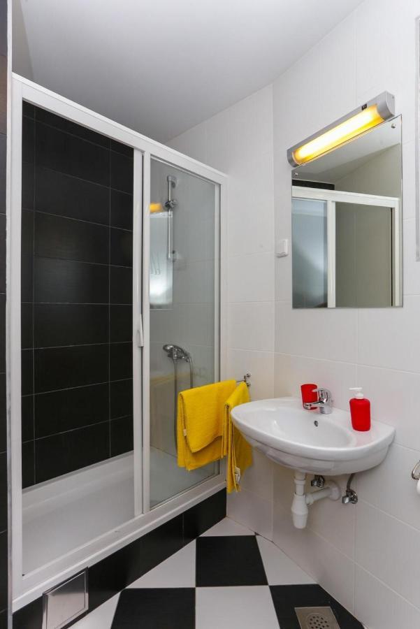 Apartments Sisic ดูบรอฟนิก ภายนอก รูปภาพ